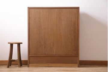 アンティーク家具　大正昭和初期　ストリップド(剥離)　三方ケヤキ材　上手物!黒柿が目を引く凝った造りの茶箪笥(収納棚、戸棚)(R-038434)
