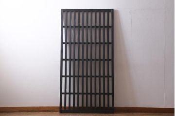 アンティーク建具　ペイント　風情を感じさせる和モダンな縦格子戸1枚(建具、はめ殺し、DIY)(R-038436)