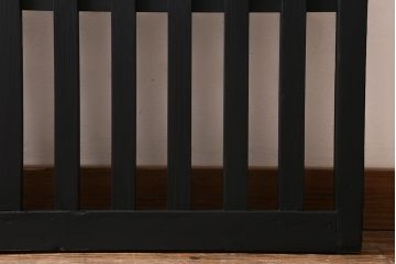 アンティーク建具　ペイント　風情を感じさせる和モダンな縦格子戸1枚(建具、はめ殺し、DIY)(R-038436)