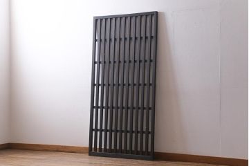 アンティーク建具　ペイント　風情を感じさせる和モダンな縦格子戸1枚(建具、はめ殺し、DIY)(R-038436)