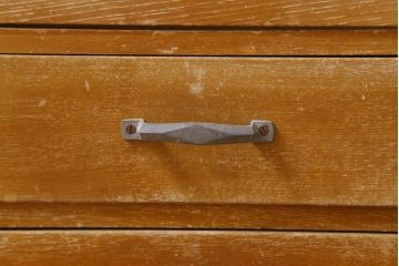 【簡易リペア限定品】レトロ家具　昭和レトロ　ダイヤガラス入り　古い木の落ち着いた雰囲気が魅力のブックケース(本棚、本箱)(R-038442)