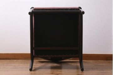 ビンテージ家具　松本民芸家具　#300型曲肘布張イス　シックな雰囲気が魅力の1人掛けソファ(1Pソファ)(R-038444)