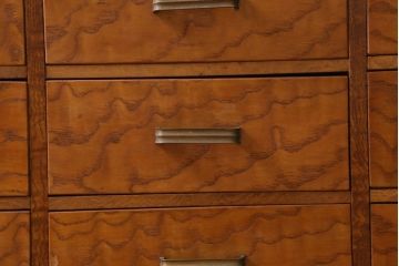 アンティーク家具　和製アンティーク　昭和初期　タモ材　上質なつくりのチェスト(引き出し)(R-038448)