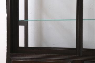 アンティーク家具　和製アンティーク　大正昭和初期　天枠付き!　大正ロマンスタイルにおすすめの薄型ガラスケース(ショーケース、陳列棚)(R-038449)