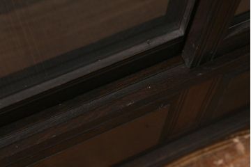 アンティーク家具　和製アンティーク　大正昭和初期　天枠付き!　大正ロマンスタイルにおすすめの薄型ガラスケース(ショーケース、陳列棚)(R-038449)