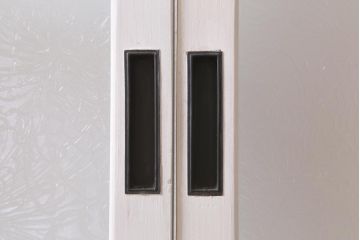 ヴィンテージ建具　ペイント　繊細な花の模様が印象的なガラス戸2枚セット(引き戸、建具、ビンテージ)(R-038451)