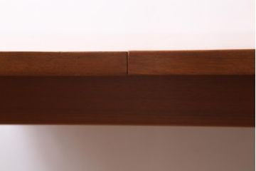 ヴィンテージ家具　北欧ビンテージ　G-PLAN(ジープラン)　チーク材　温もりのある木肌が素敵なエクステンションテーブル(ダイニングテーブル)(R-038462)