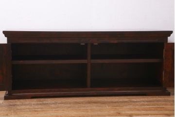 中古　神居民芸家具　樺材　洗練された佇まいが魅力のローボード(サイドボード、テレビボード、収納棚)(R-038463)