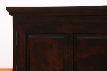 中古　神居民芸家具　樺材　洗練された佇まいが魅力のローボード(サイドボード、テレビボード、収納棚)(R-038463)