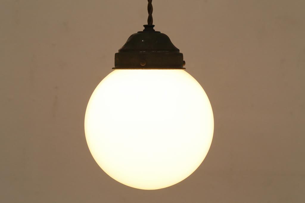 アンティーク照明　昭和初期　懐かしい雰囲気漂うペンダントライト(天井照明、電傘、吊り照明)(R-038469)