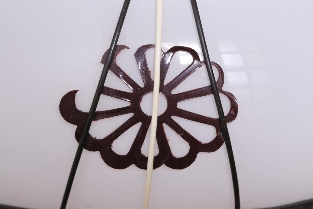 アンティーク照明　菊菱模様が目を引く小振りな吊り下げ照明(天井照明、ペンダントライト、電笠)(R-038481)