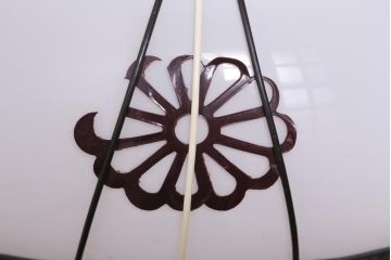 アンティーク照明　菊菱模様が目を引く小振りな吊り下げ照明(天井照明、ペンダントライト、電笠)(R-038481)