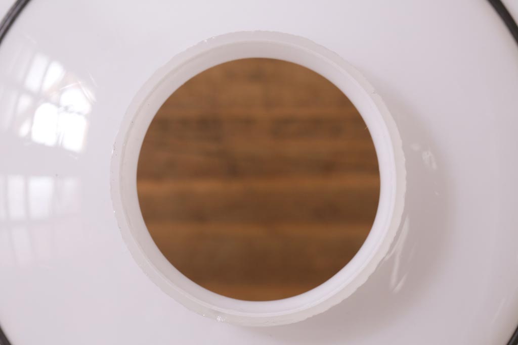 アンティーク照明　菊菱模様が目を引く小振りな吊り下げ照明(天井照明、ペンダントライト、電笠)(R-038481)