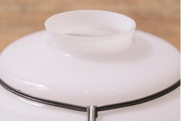 アンティーク照明　菊菱模様が目を引く小振りな吊り下げ照明(天井照明、ペンダントライト、電笠)(R-038481)