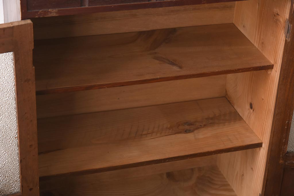 アンティーク家具　和製アンティーク　ダイヤガラス　レトロな雰囲気が味のある古い本箱(収納棚、ブックケース)(R-038483)