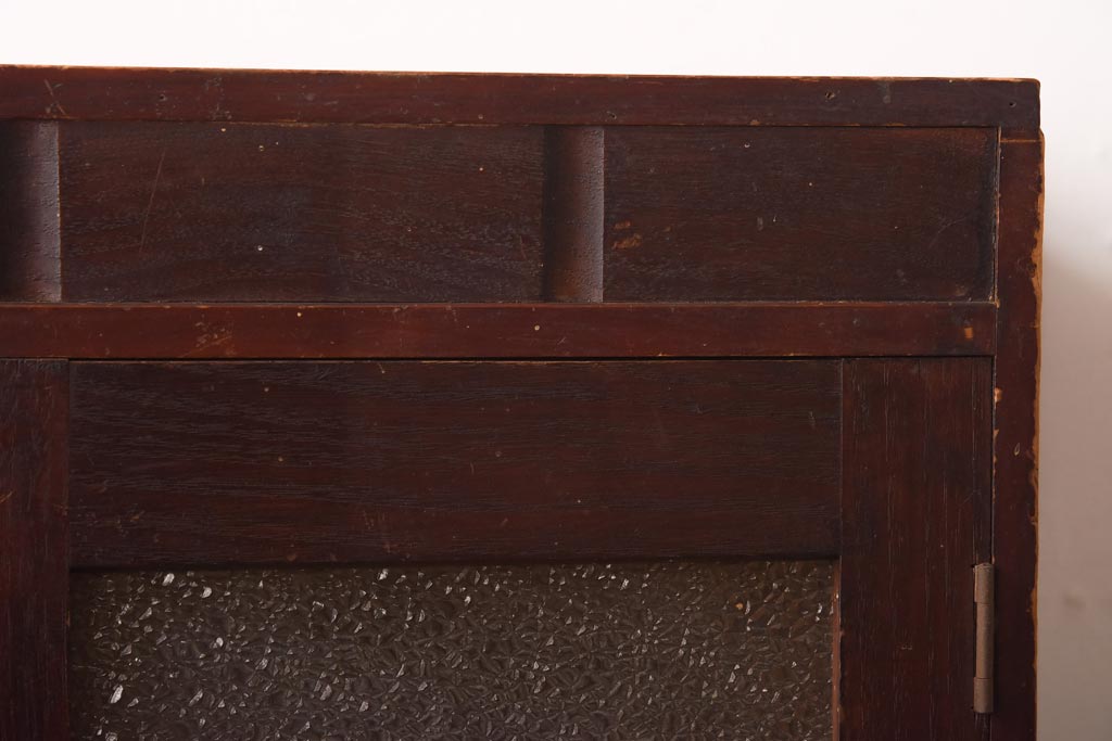 アンティーク家具　和製アンティーク　ダイヤガラス　レトロな雰囲気が味のある古い本箱(収納棚、ブックケース)(R-038483)