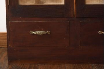 アンティーク家具　和製アンティーク　ダイヤガラス　レトロな雰囲気が味のある古い本箱(収納棚、ブックケース)(R-038483)