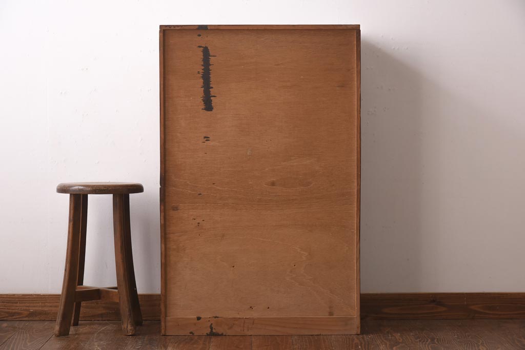 アンティーク家具　和製アンティーク　ダイヤガラス　レトロな雰囲気が味のある古い本箱(収納棚、ブックケース)(R-038483)