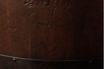 アンティーク雑貨　和製アンティーク　古民具　リング状の取っ手が味のある斗棒付き一斗枡(マス、升)(R-038496)