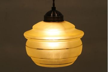 アンティーク照明　イギリスアンティーク　淡いイエローのシェードが可愛らしいペンダントライト(天井照明、吊り下げ照明)(R-038503)