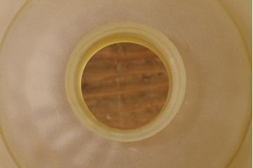 アンティーク照明　イギリスアンティーク　淡いイエローのシェードが可愛らしいペンダントライト(天井照明、吊り下げ照明)(R-038503)