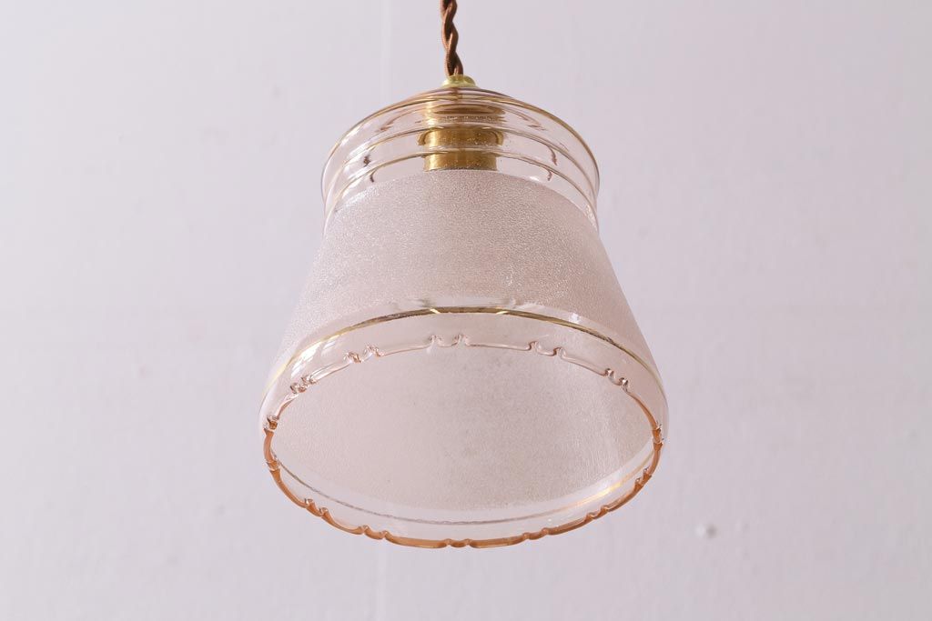 アンティーク照明　フランスアンティーク　柔らかなピンク色のペンダントライト(天井照明、吊り下げ照明)(R-038504)