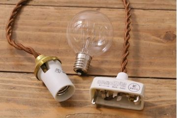 アンティーク照明　フランスアンティーク　柔らかなピンク色のペンダントライト(天井照明、吊り下げ照明)(R-038504)