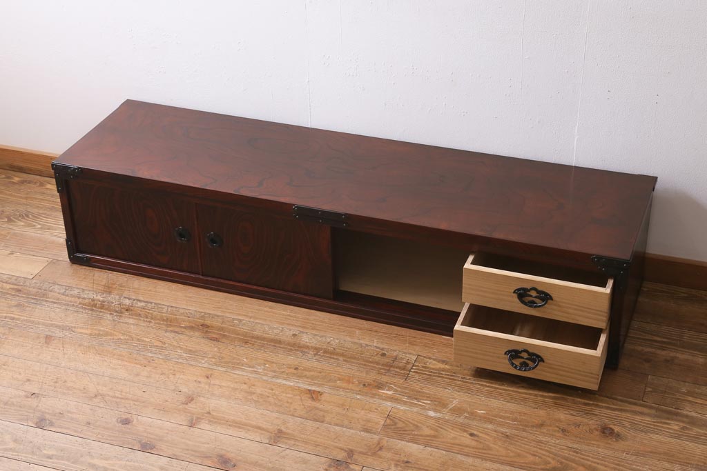 中古　民芸家具　岩谷堂箪笥　渋い色味が格好いいテレビ台(テレビボード、ローボード、サイドボード)(R-038513)