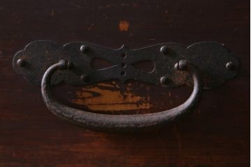 アンティーク家具　和製アンティーク　明治期　古い木の質感が渋い重ね衣装箪笥(引き出し、チェスト)(R-038518)