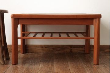 ヴィンテージ家具　デンマーク製　TOFTEN社　タイルトップがおしゃれなコーヒーテーブル(センターテーブル、ビンテージ)(R-038523)