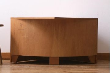 ヴィンテージ家具　北欧　イギリスビンテージ　nathan(ネイサン)社　温もりのある木味が素敵なコーナーキャビネット(サイドボード、テレビ台)(R-038530)