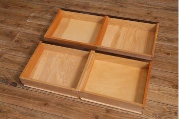 中古　松本民芸家具　シックな佇まいが魅力のG-1型面取り食器棚(収納棚、カップボード)(R-038531)