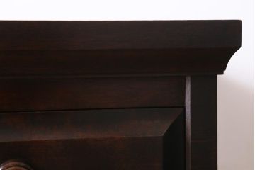 中古　北海道民芸家具　小物収納に使いやすいスリムなチェスト(引き出し、タンス)(R-038532)