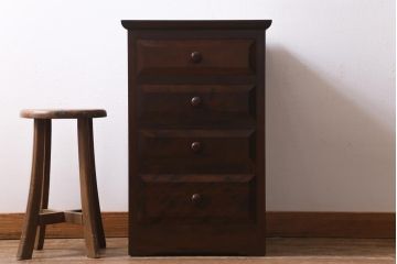 中古美品　松本民芸家具　立体的なデザインが目を引くA型脇棚(サイドチェスト、小引き出し)(定価約13万8千円)(R-038534)