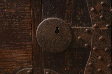 アンティーク家具　明治期　十字金具が印象的な重ね帳場箪笥(時代箪笥、重ね箪笥、収納箪笥、整理箪笥)(R-038548)
