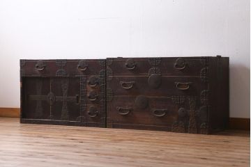 アンティーク家具　明治期　十字金具が印象的な重ね帳場箪笥(時代箪笥、重ね箪笥、収納箪笥、整理箪笥)(R-038548)