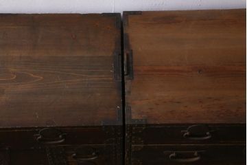 アンティーク家具　明治期　十字金具が印象的な重ね帳場箪笥(時代箪笥、重ね箪笥、収納箪笥、整理箪笥)(R-038548)