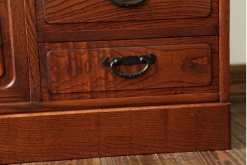中古　松本伝統　指物工芸家具　上品なたたずまいが魅力的な茶棚(収納棚、キャビネット)(定価約35万円)(R-038552)