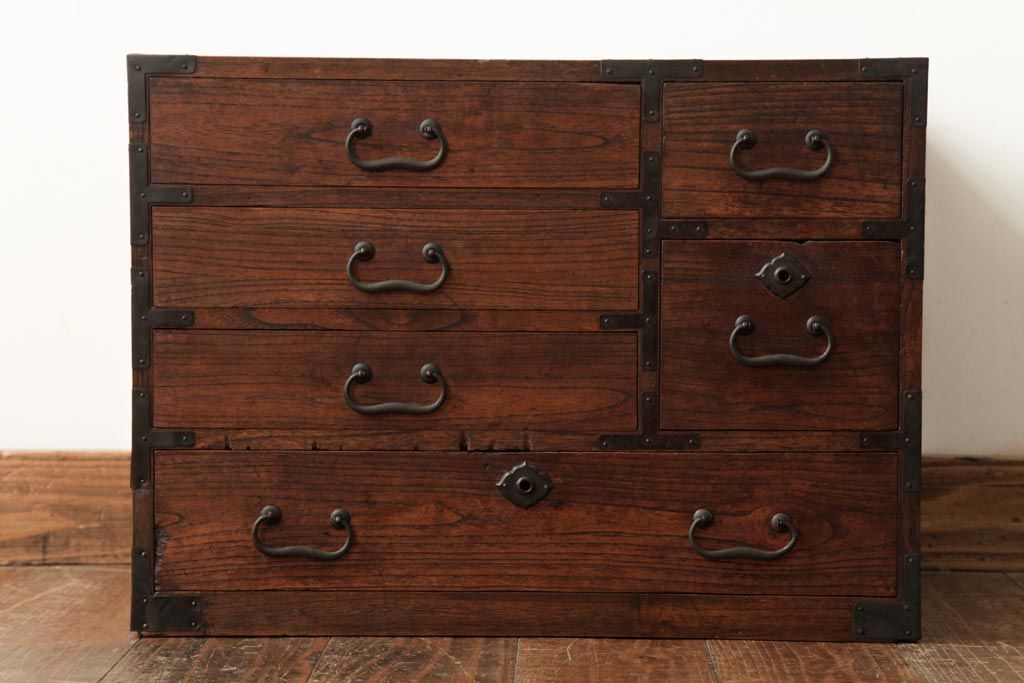 アンティーク家具　和製アンティーク　大正昭和初期　桐材　銅金具　味わい深い小引き出し(小箪笥、小物収納)(R-038554)