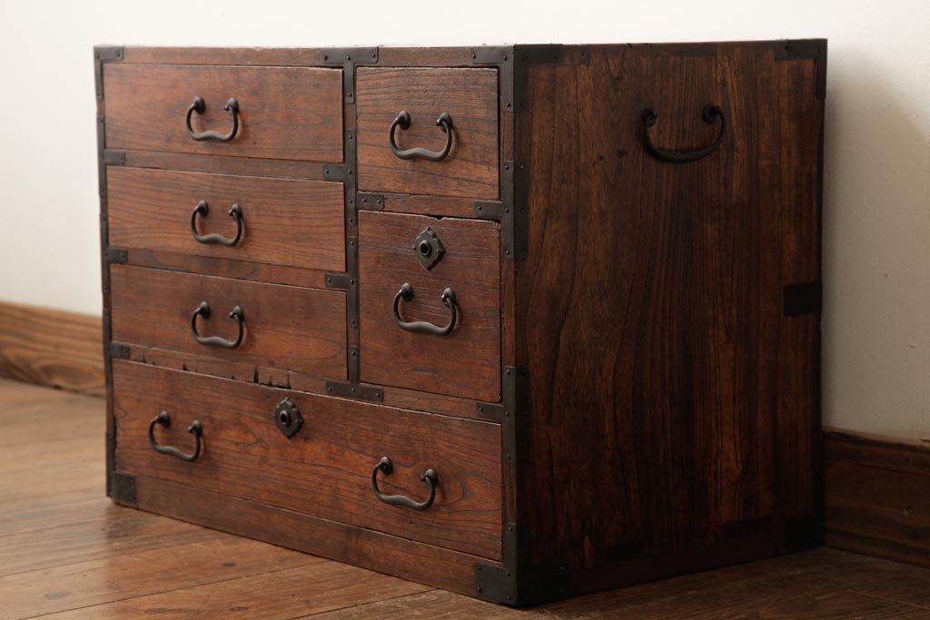 アンティーク家具　和製アンティーク　大正昭和初期　桐材　銅金具　味わい深い小引き出し(小箪笥、小物収納)(R-038554)