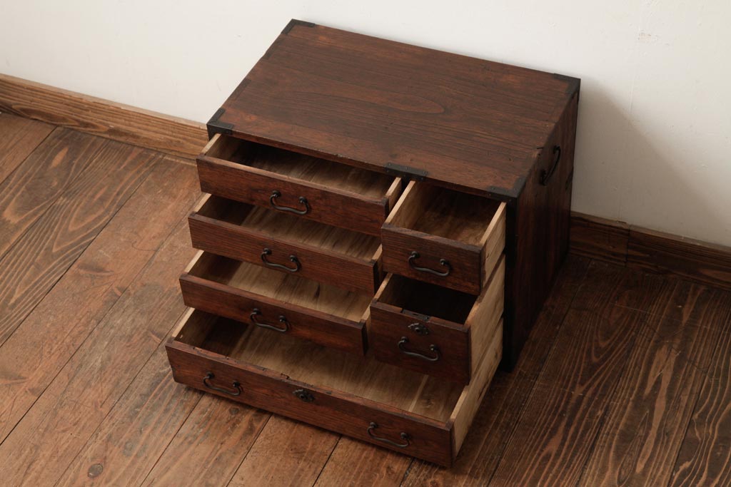 アンティーク家具　和製アンティーク　大正昭和初期　桐材　銅金具　味わい深い小引き出し(小箪笥、小物収納)(R-038554)