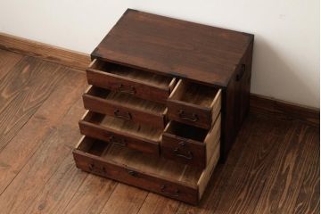 アンティーク家具　和製アンティーク　大正昭和初期　桐材　銅金具　味わい深い小引き出し(小箪笥、小物収納)(R-038554)