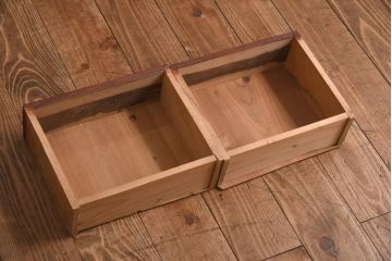 アンティーク家具　和製アンティーク　昭和初期　直線的なデザインが目を引くブックケース(本箱、収納棚)(R-038558)