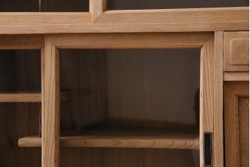 アンティーク家具　大正昭和初期　ストリップド(剥離)　三方ケヤキ材　上手物!和の趣漂う上品な茶箪笥(収納棚、戸棚)(R-038559)