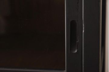 アンティーク家具　リメイク　シックな色合いに組子細工が映える脚付きキャビネット(水屋箪笥、サイドボード、戸棚、収納棚)(R-038560)