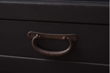 アンティーク家具　リメイク　シックな色合いに組子細工が映える脚付きキャビネット(水屋箪笥、サイドボード、戸棚、収納棚)(R-038560)