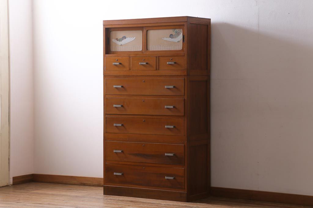 レトロ家具　昭和中期　三段重ね　花図柄が柔らかな印象あたえる衣装箪笥(衣装タンス、引き出し、チェスト)(R-038562)