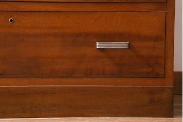 レトロ家具　昭和中期　三段重ね　花図柄が柔らかな印象あたえる衣装箪笥(衣装タンス、引き出し、チェスト)(R-038562)