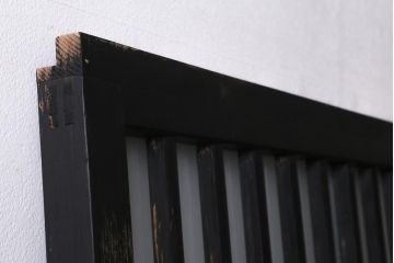 アンティーク建具　和製アンティーク　昭和中期　すりガラス入り　ブラックペイントがシックなガラス戸1枚(引き戸、建具)(R-038567)