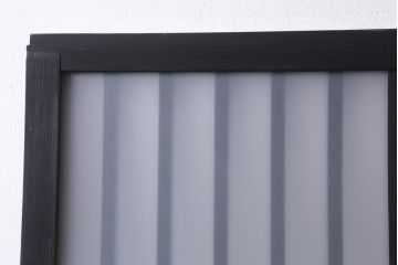 アンティーク建具　和製アンティーク　昭和中期　すりガラス入り　ブラックペイントがシックなガラス戸1枚(引き戸、建具)(R-038567)